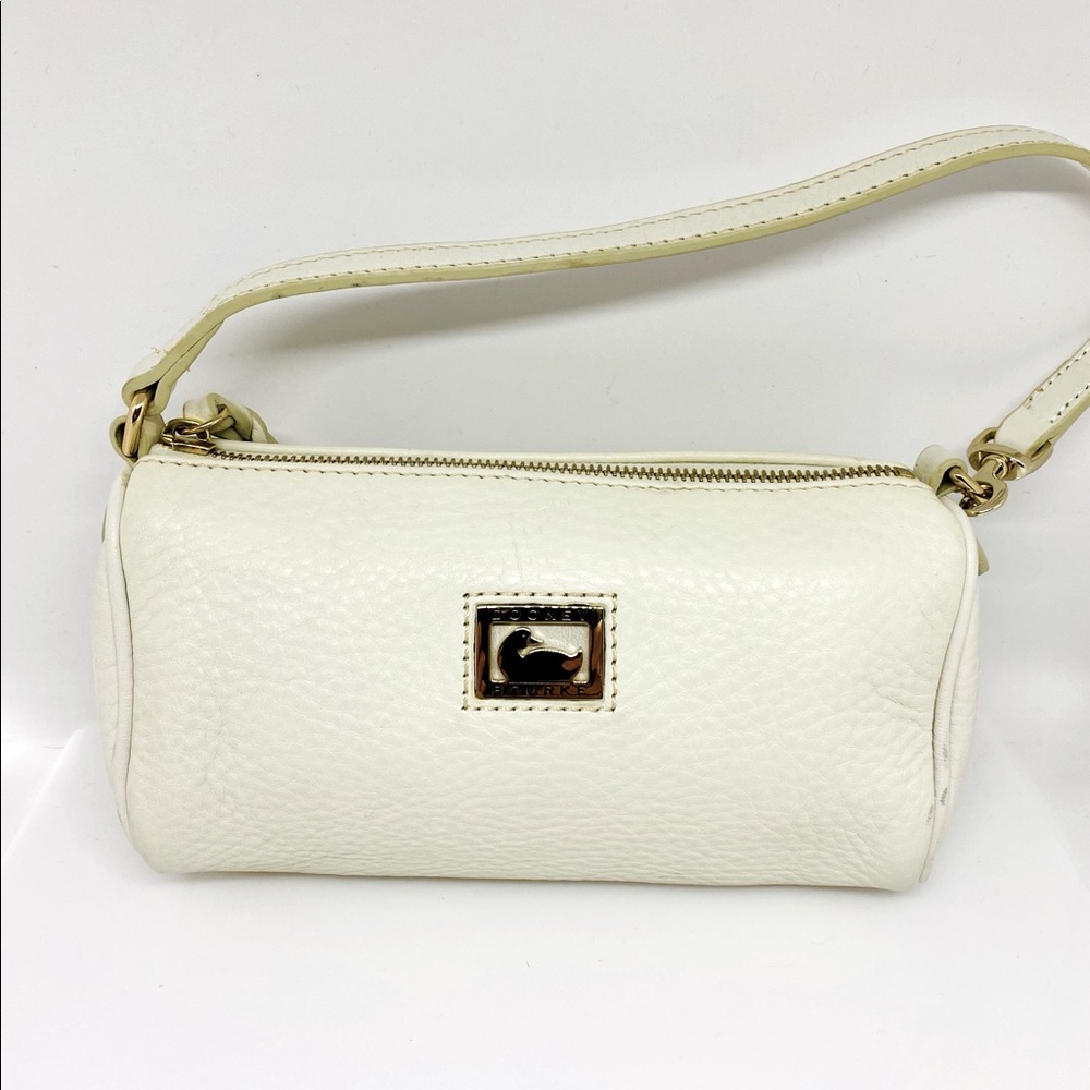Dooney Bourke cream leather Bag
